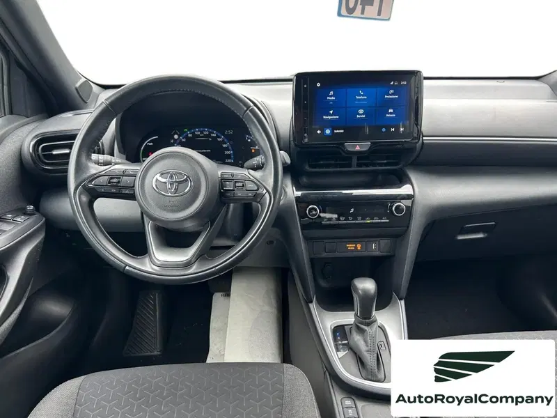 Toyota Yaris Cross usata a Roma (3)
