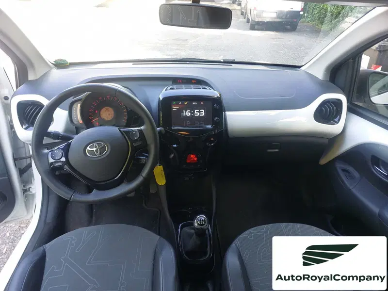 Toyota Aygo usata a Roma (10)