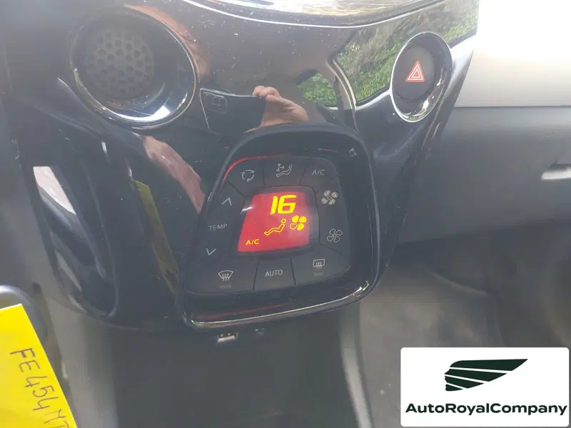 Toyota Aygo usata a Roma (11)