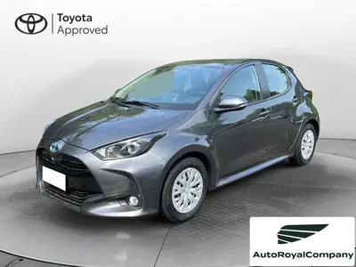 Toyota Yaris 1.5 Hybrid 5 porte Energy del 2021 usata a Roma