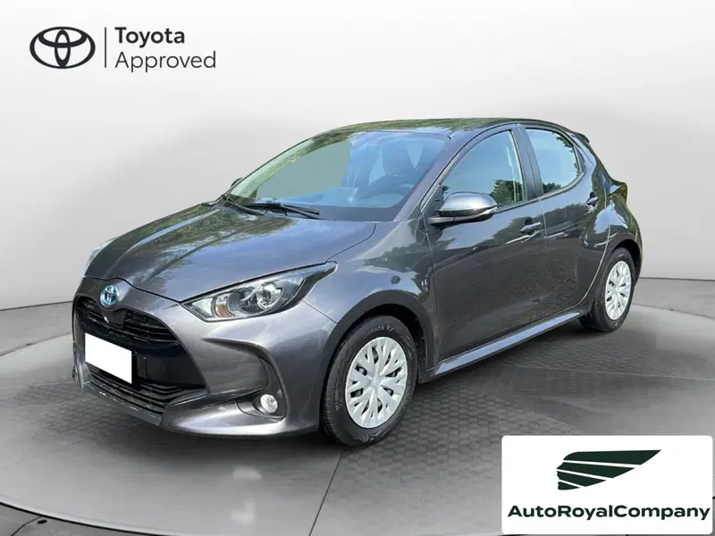 Toyota Yaris usata a Roma