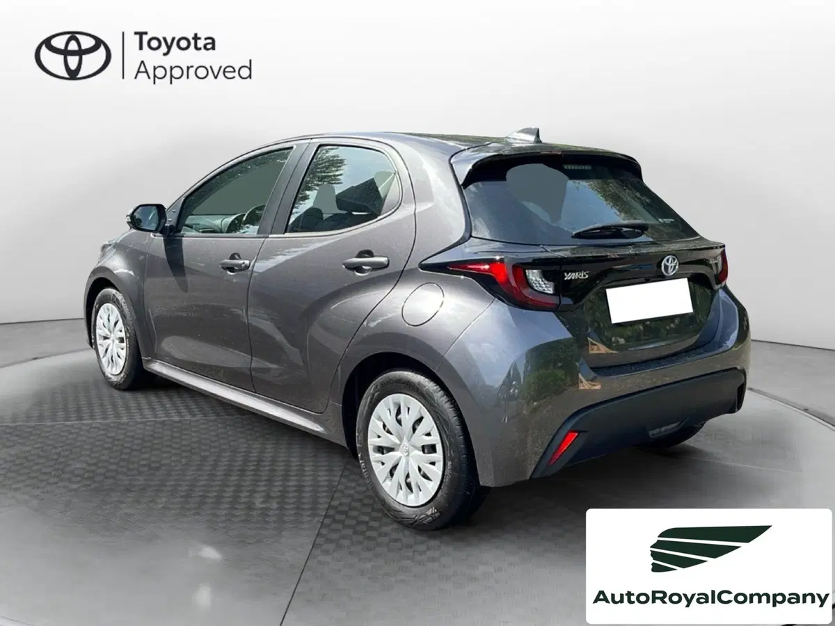 Toyota Yaris usata a Roma (4)