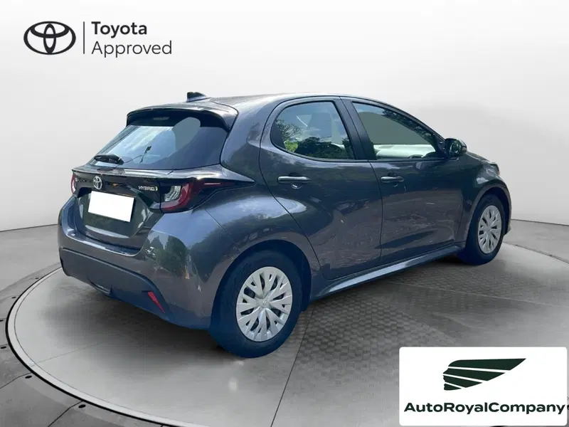 Toyota Yaris usata a Roma (6)