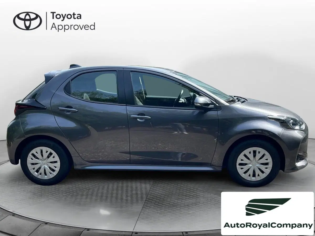 Toyota Yaris usata a Roma (7)