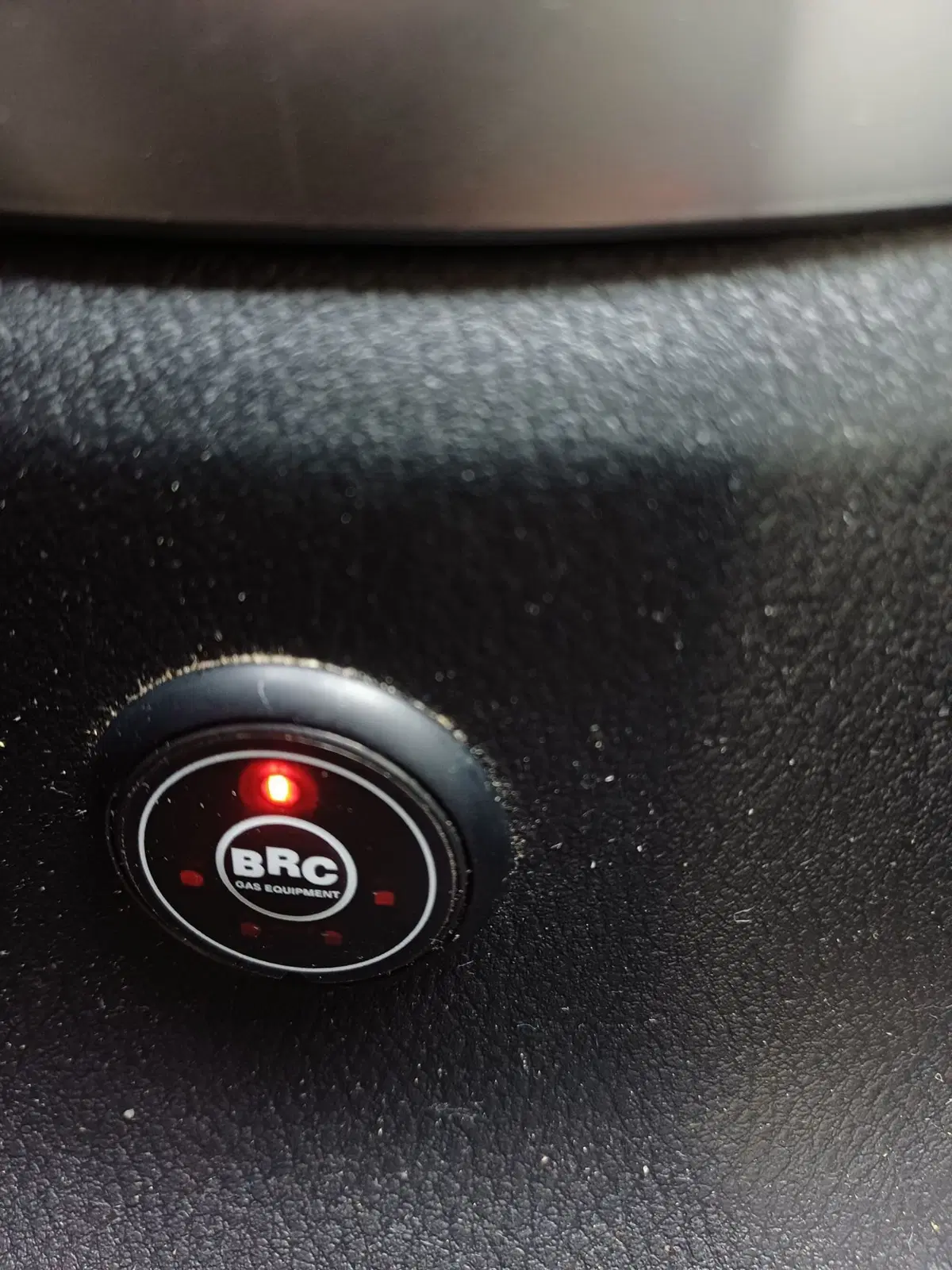 Nissan Micra usata a Modena (9)