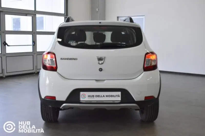 Dacia Sandero usata a Perugia (5)