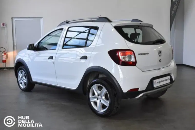 Dacia Sandero usata a Perugia (6)