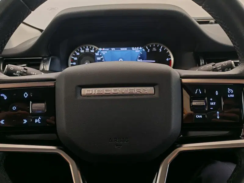 Land Rover Discovery Sport usata a Novara (17)