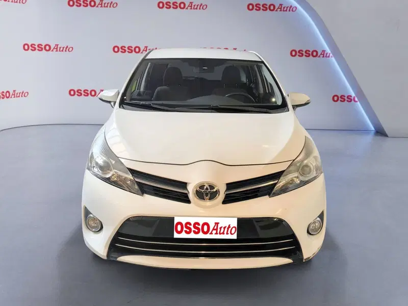Toyota Verso usata a Udine (5)