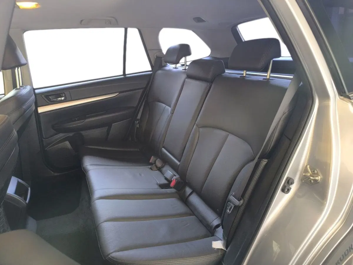 Subaru Outback usata a Udine (10)