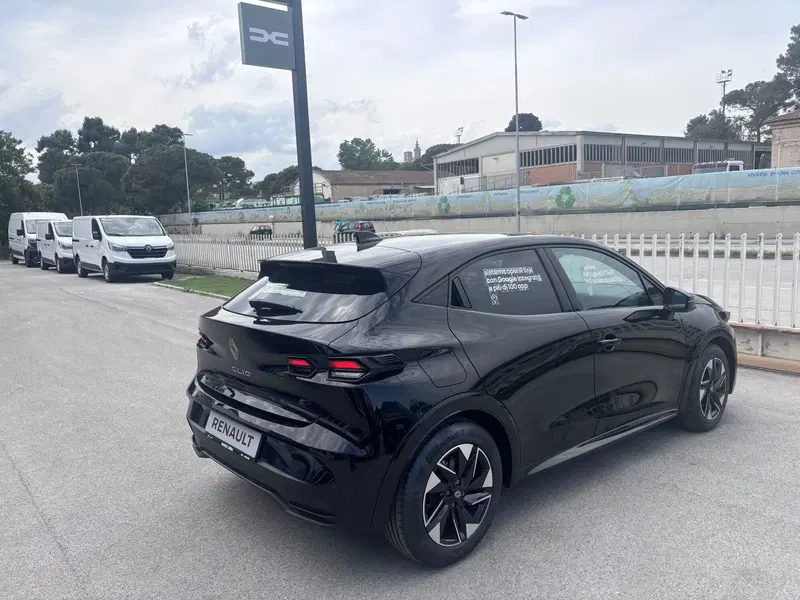 Renault Clio nuova a Ancona (5)