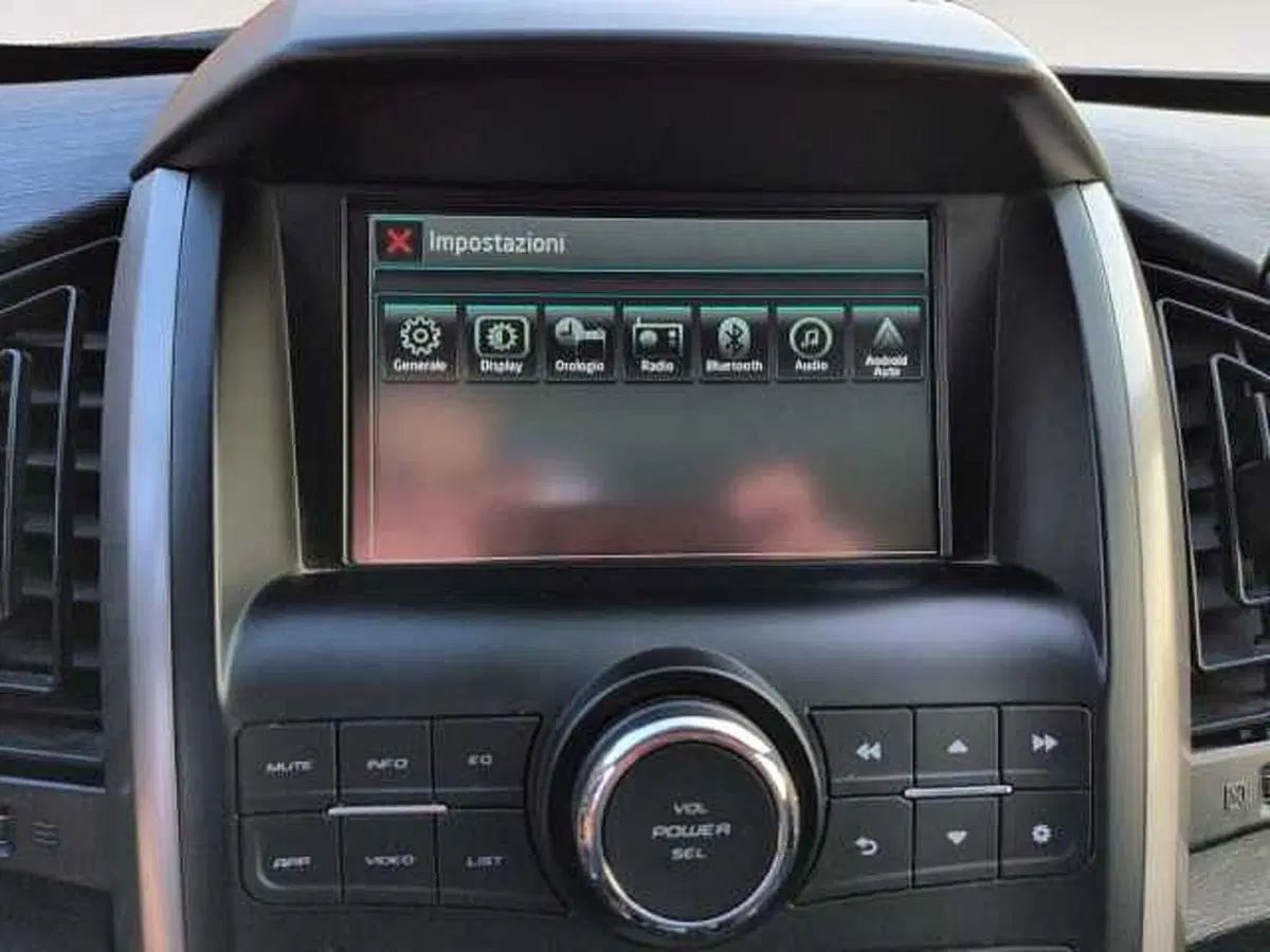Mahindra XUV500 usata a Treviso (15)