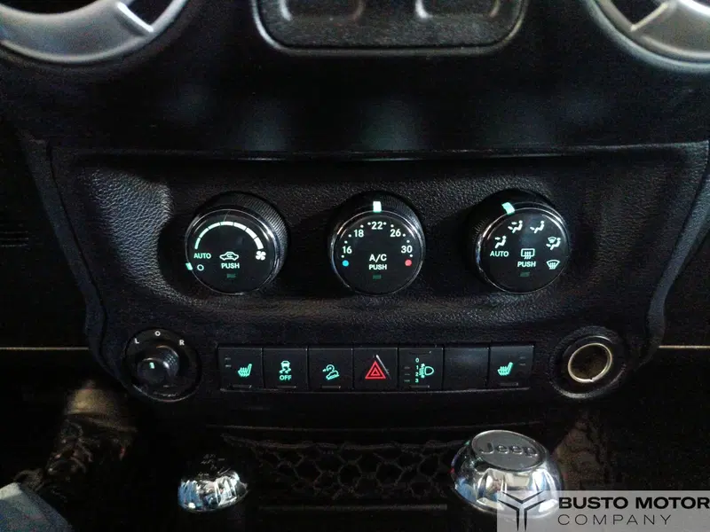 Jeep Wrangler usata a Varese (13)