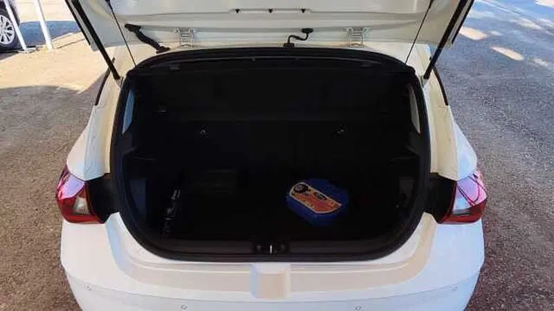 Hyundai i20 usata a Firenze (8)