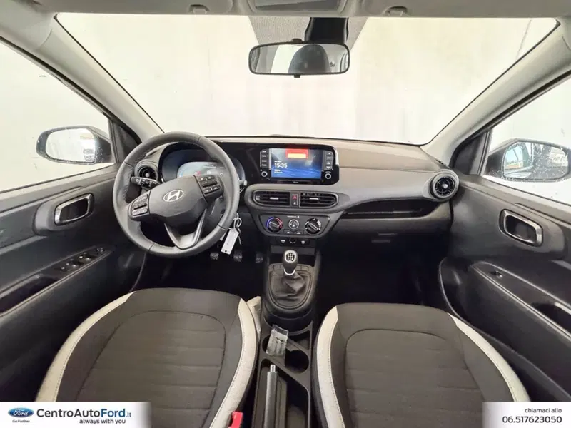 Hyundai i10 nuova a Roma (10)