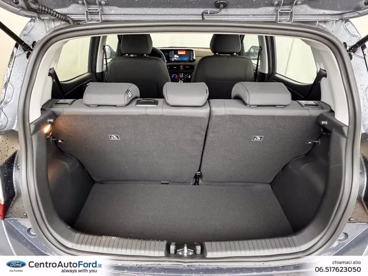 Hyundai i10 nuova a Roma (11)