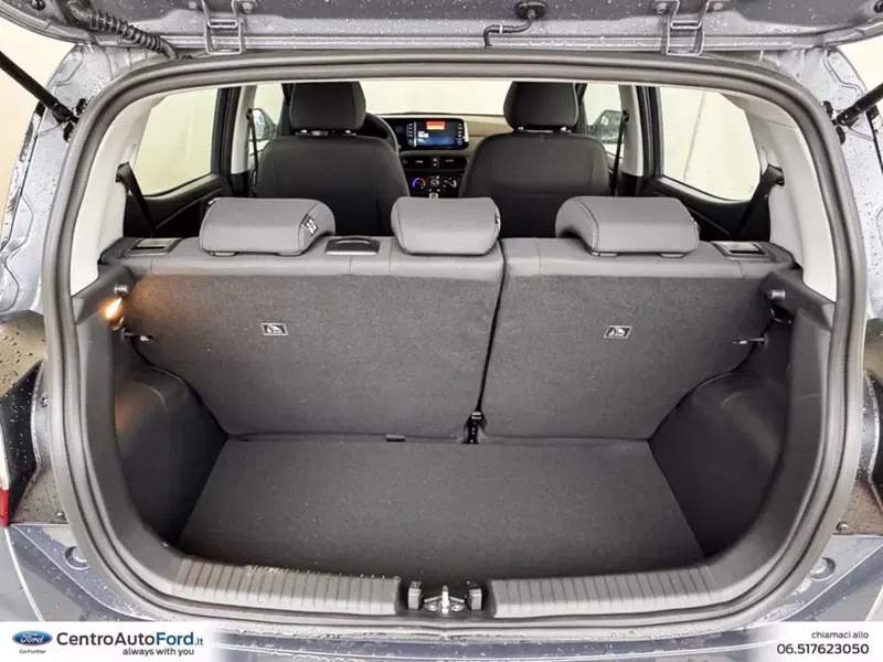 Hyundai i10 nuova a Roma (11)