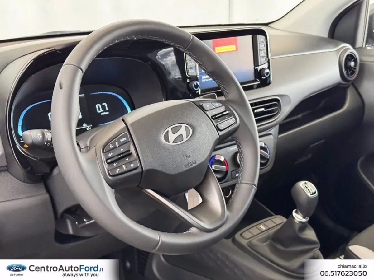 Hyundai i10 nuova a Roma (18)