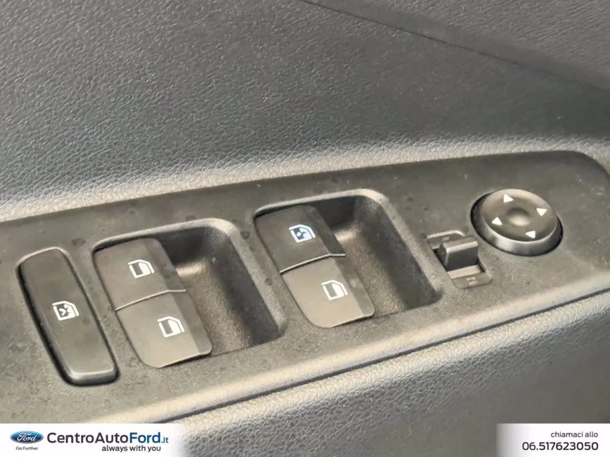 Hyundai i10 nuova a Roma (19)