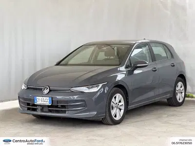 Volkswagen Golf 2.0 tdi Life 115cv del 2025 usata a Albano Laziale