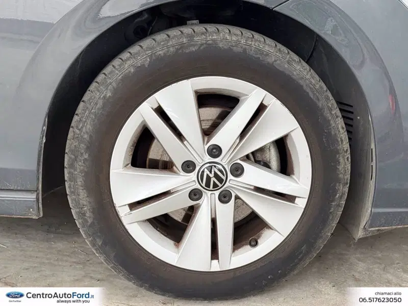 Volkswagen Golf usata a Roma (13)