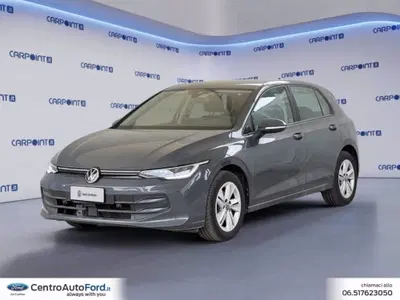 Volkswagen Golf 2.0 TDI SCR Life del 2025 usata a Albano Laziale