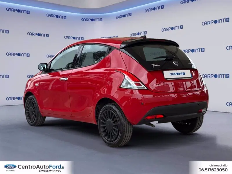 Lancia Ypsilon usata a Roma (3)