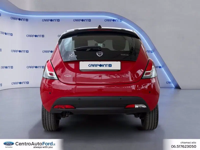 Lancia Ypsilon usata a Roma (4)