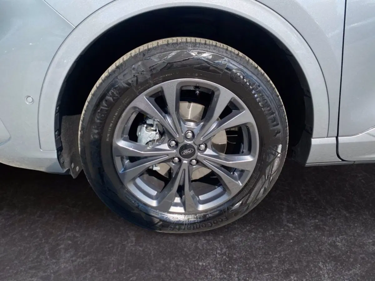 Ford Kuga usata a Milano (16)