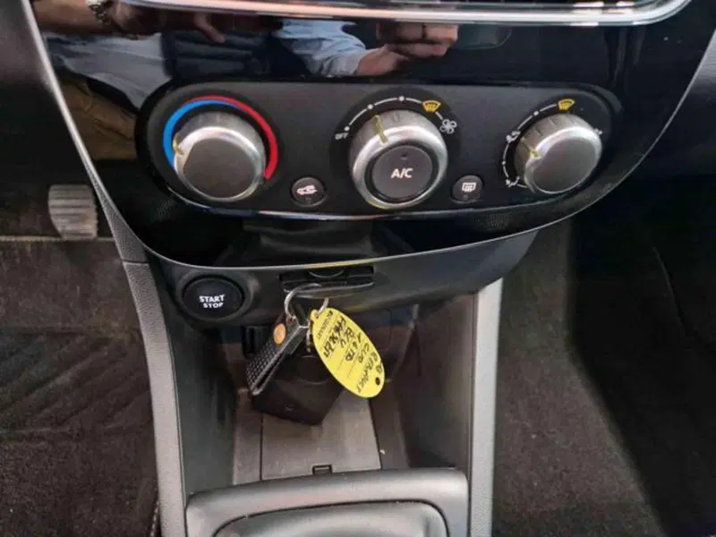 Renault Clio usata a Bologna (13)