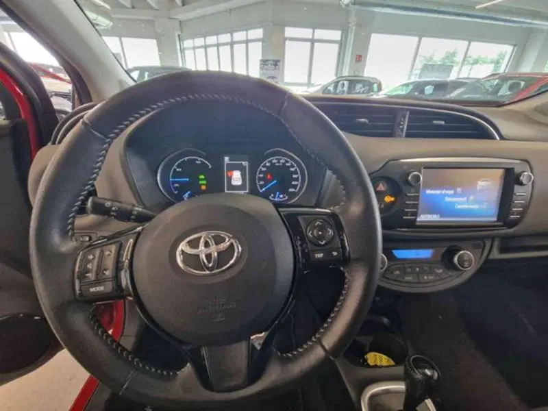 Toyota Yaris Cross usata a Bologna (9)