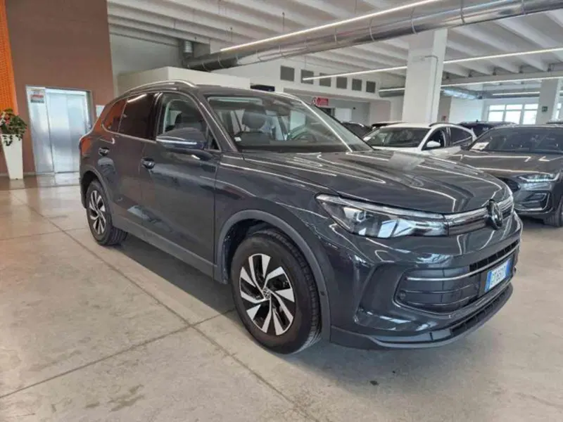 Volkswagen Tiguan usata a Bologna (3)