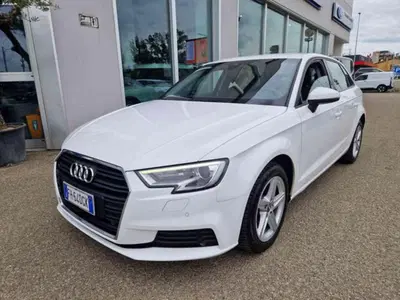 Audi A3 Sedan 1.6 TDI Sport del 2017 usata a Imola