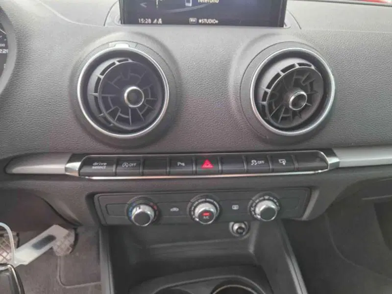 Audi A3 Sedan usata a Bologna (12)