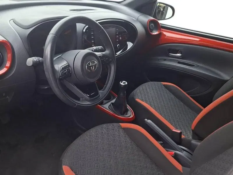 Toyota Aygo X usata a Torino (12)