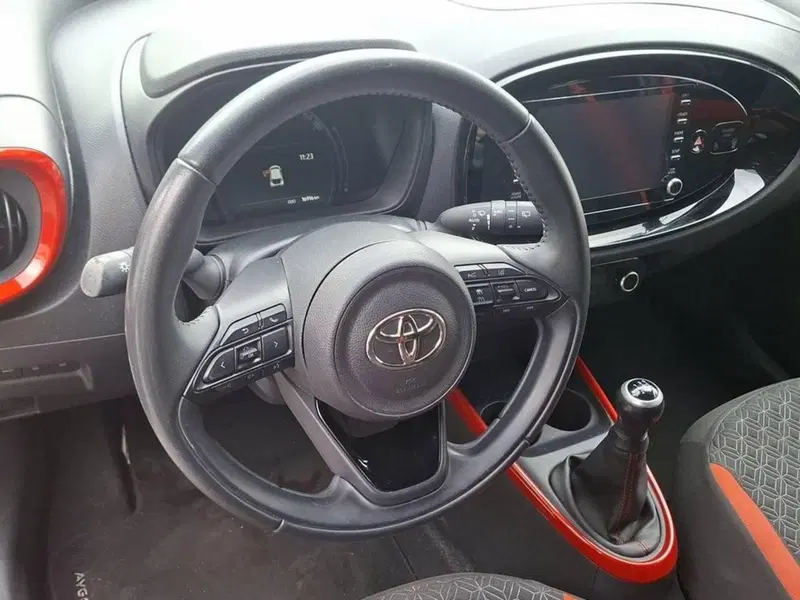 Toyota Aygo X usata a Torino (13)