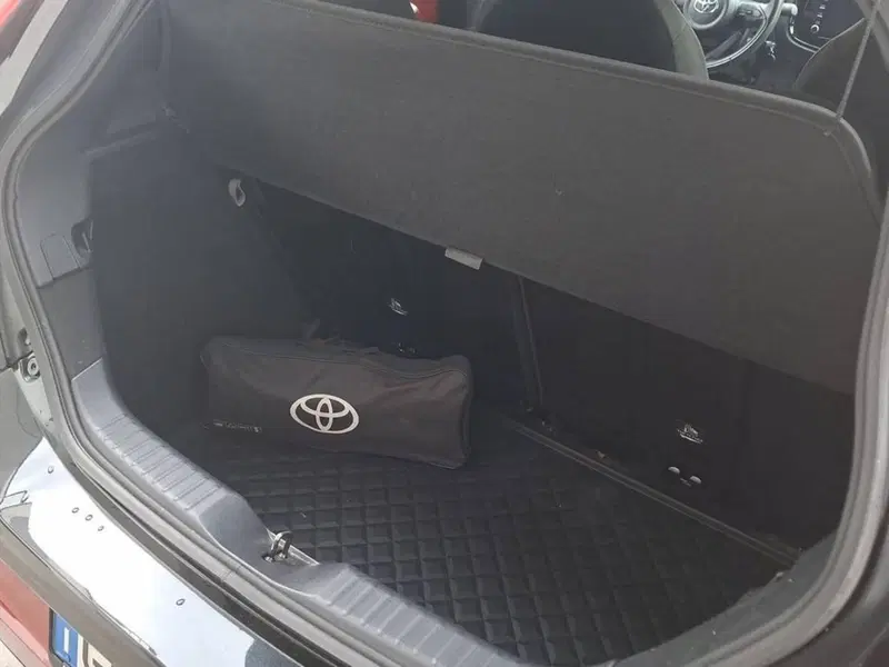 Toyota Aygo X usata a Torino (15)