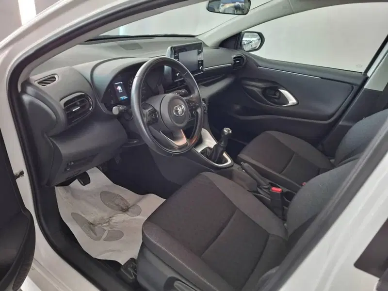 Toyota Yaris usata a Torino (11)