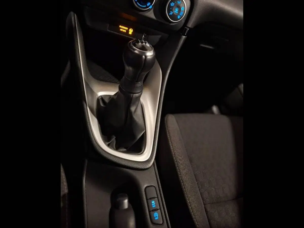Toyota Yaris usata a Torino (9)