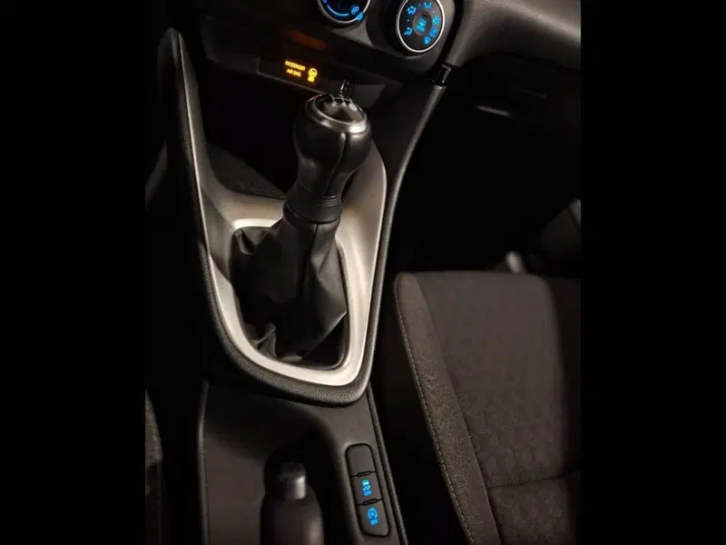 Toyota Yaris usata a Torino (9)
