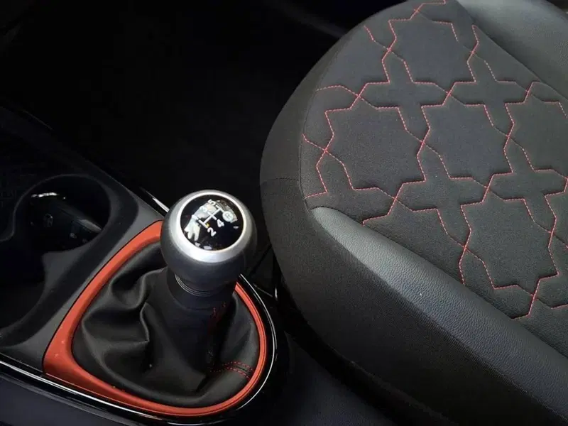 Toyota Aygo X usata a Torino (11)