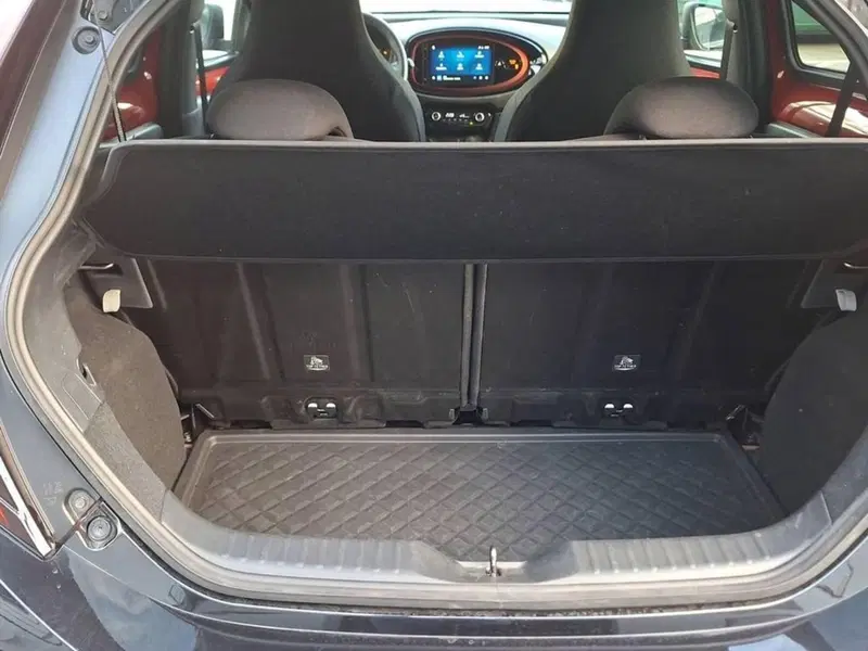 Toyota Aygo X usata a Torino (15)
