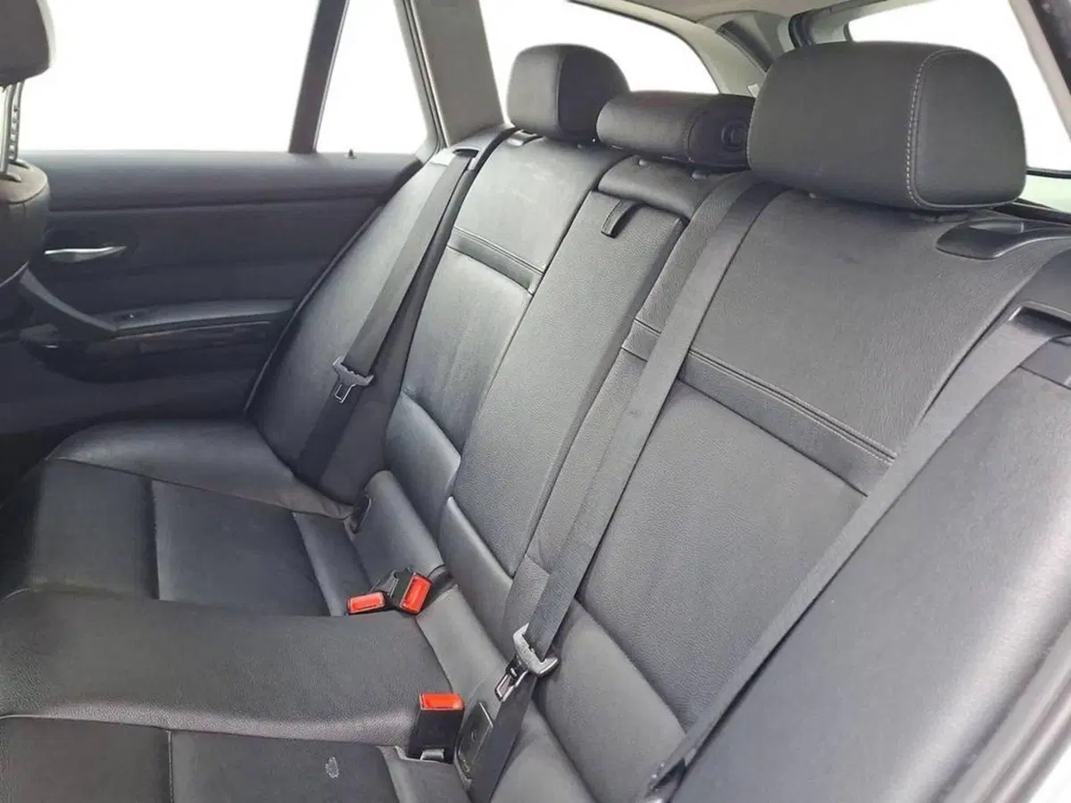 BMW Serie 3 Touring usata a Torino (13)