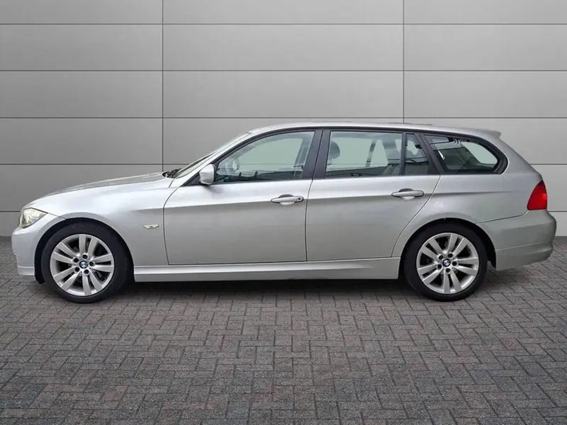 BMW Serie 3 Touring usata a Torino (6)