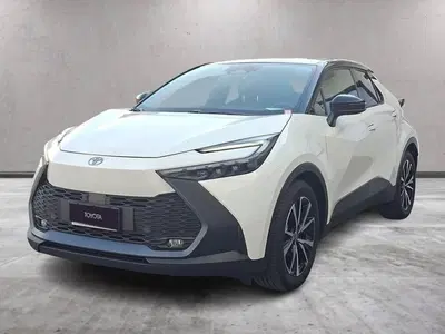 Toyota Toyota C-HR 1.8 hv Lounge fwd e-cvt del 2024 usata a Torino