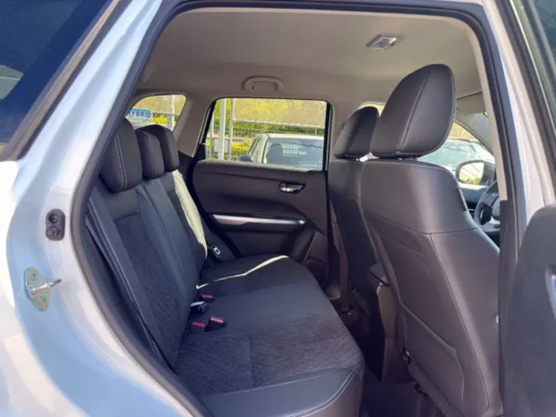 Suzuki Vitara nuova a Brescia (18)
