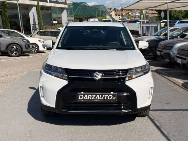 Suzuki Vitara nuova a Brescia (2)