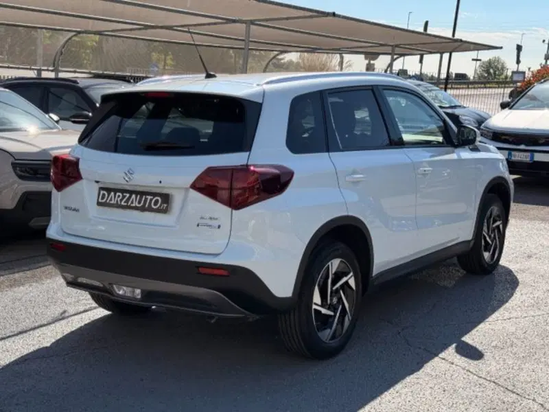 Suzuki Vitara nuova a Brescia (5)