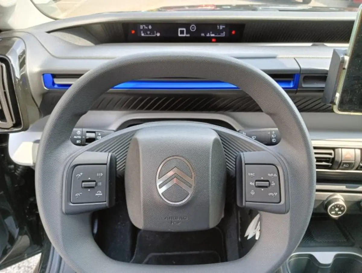 Citroen C3 Aircross nuova a Brescia (8)