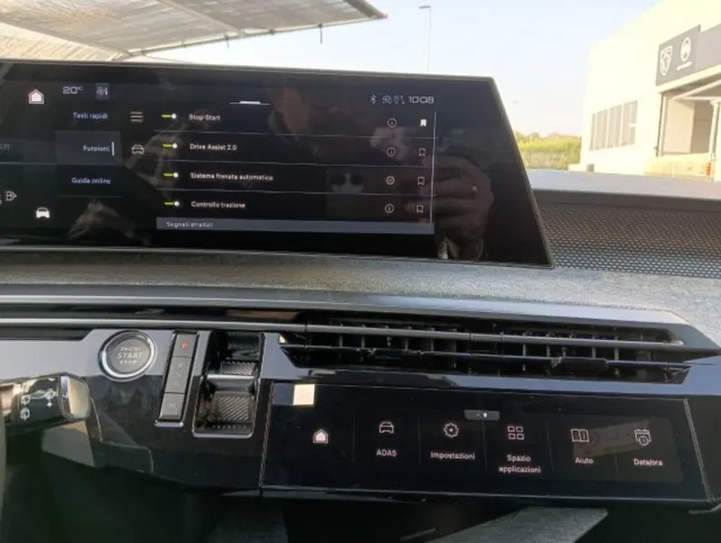 Peugeot 5008 nuova a Brescia (18)